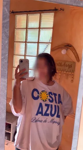 Charlotte, 21