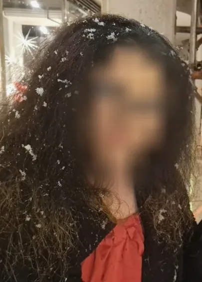 Ellie, 24