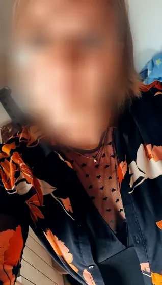 Jovana, 37