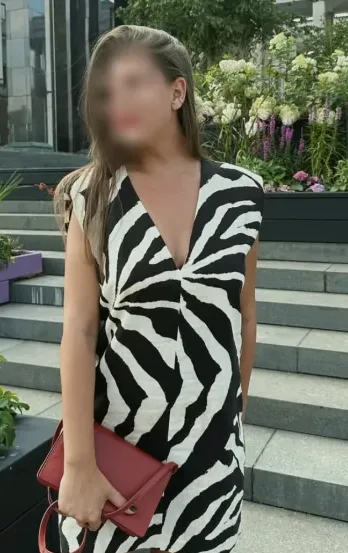 Katrine, 20