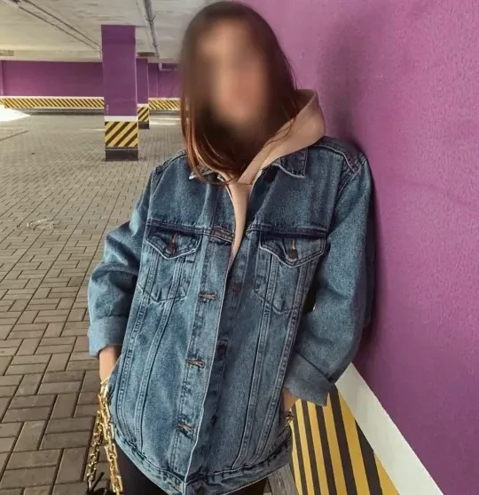 Laura, 31