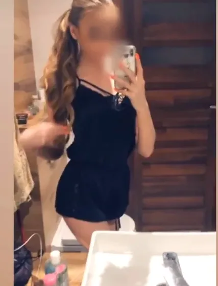 Mariam, 29