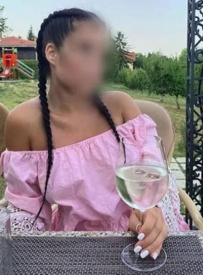 Marie, 30