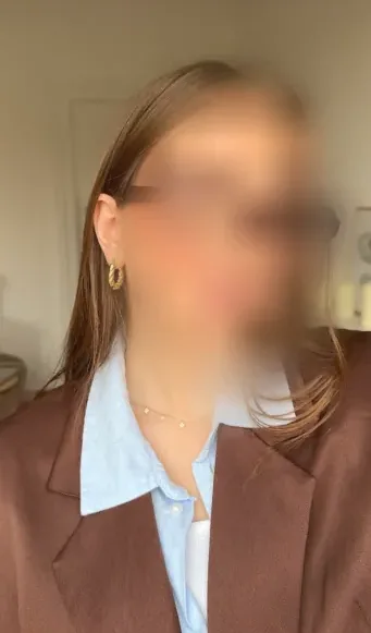 Nora, 32