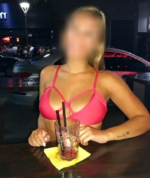 Sofie, 32